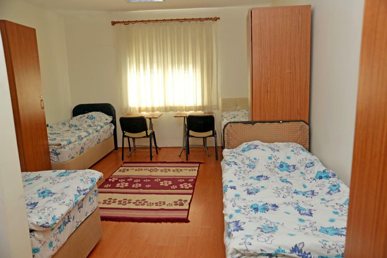 Vatan Yurt Hostel Istanbul Luaran gambar