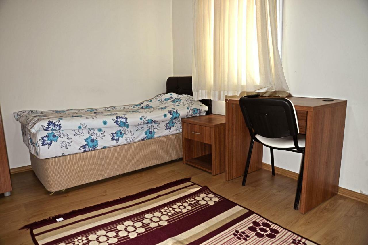 Vatan Yurt Hostel Istanbul Luaran gambar
