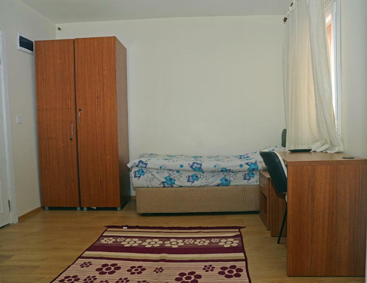 Vatan Yurt Hostel Istanbul Luaran gambar