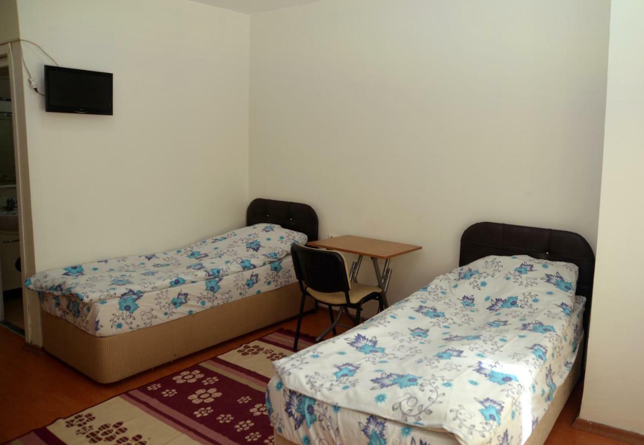 Vatan Yurt Hostel Istanbul Luaran gambar